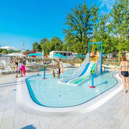 Camping Bijela Uvala - Eurocamp I Homair Porec Esterno foto