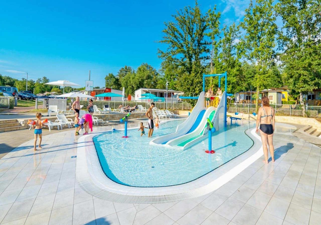 Camping Bijela Uvala - Eurocamp I Homair Porec Esterno foto