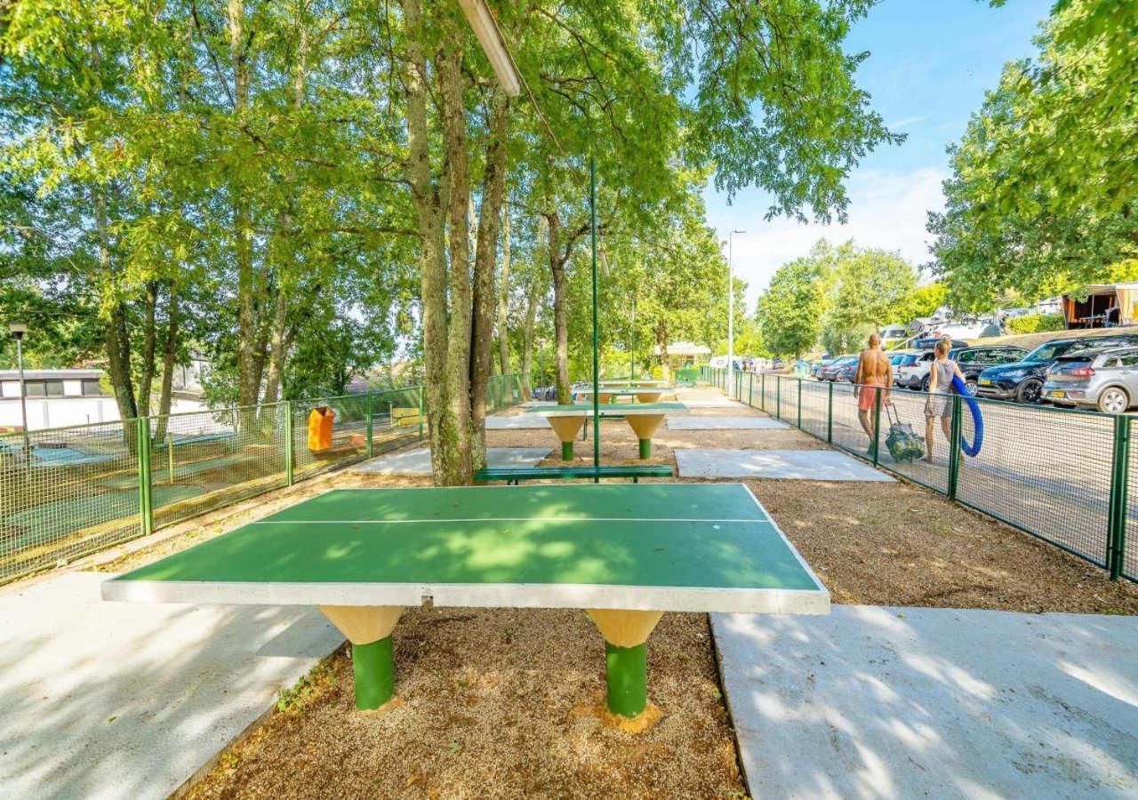 Camping Bijela Uvala - Eurocamp I Homair Porec Esterno foto